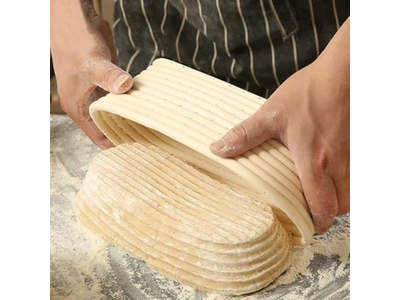 Panificazione con un Banneton 10 Pollici Ovali Banneton per Modellare il Sourdough