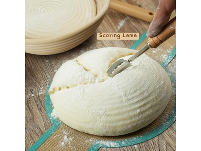Cestino per Lievitazione del Pane con Lame e Raschietto Personalizzato per Panificazione